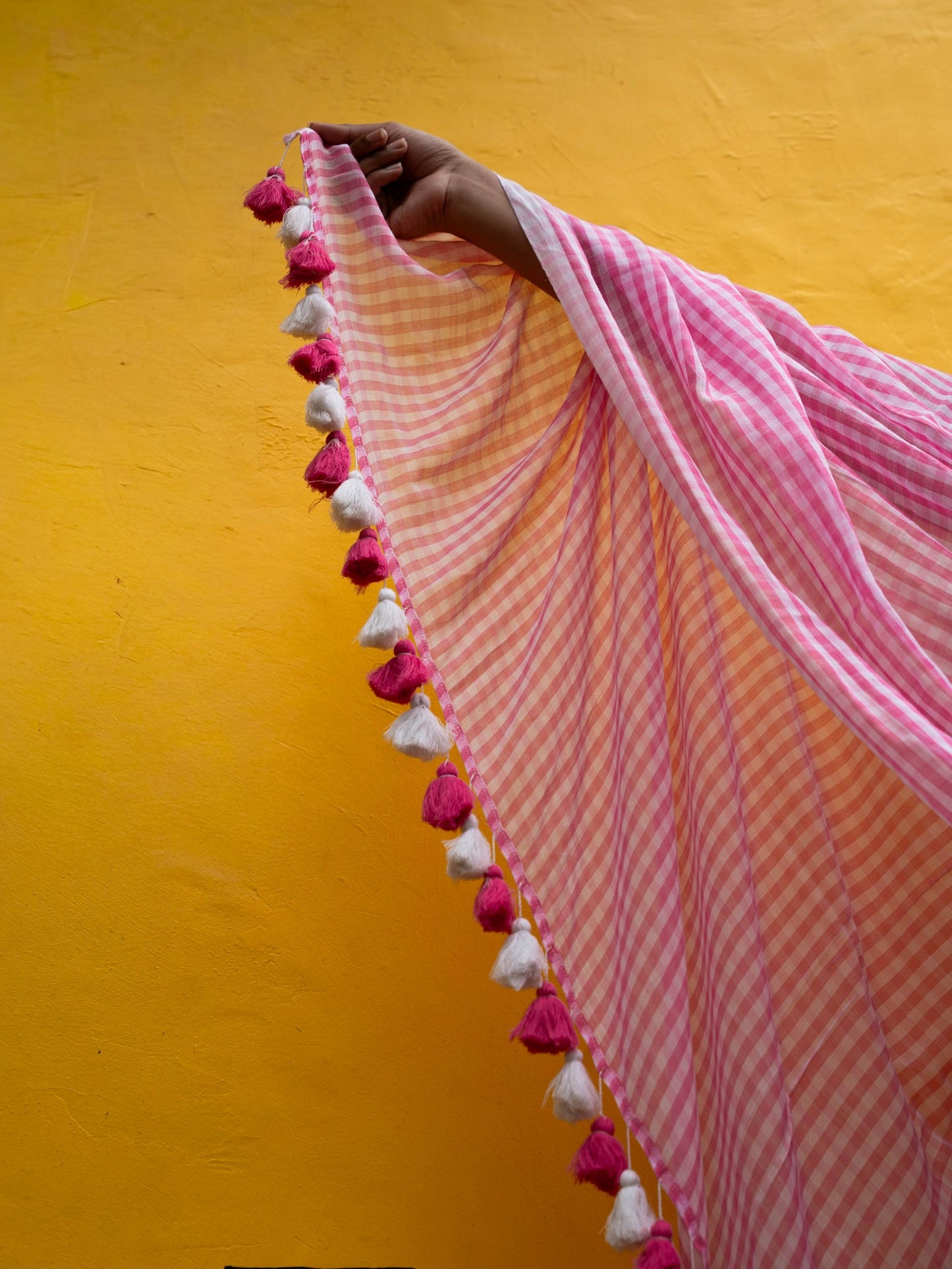 “Pihu” Pink & White Checks Mul Cotton Saree