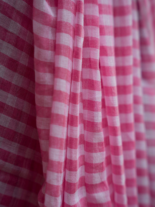 “Pihu” Pink & White Checks Mul Cotton Saree