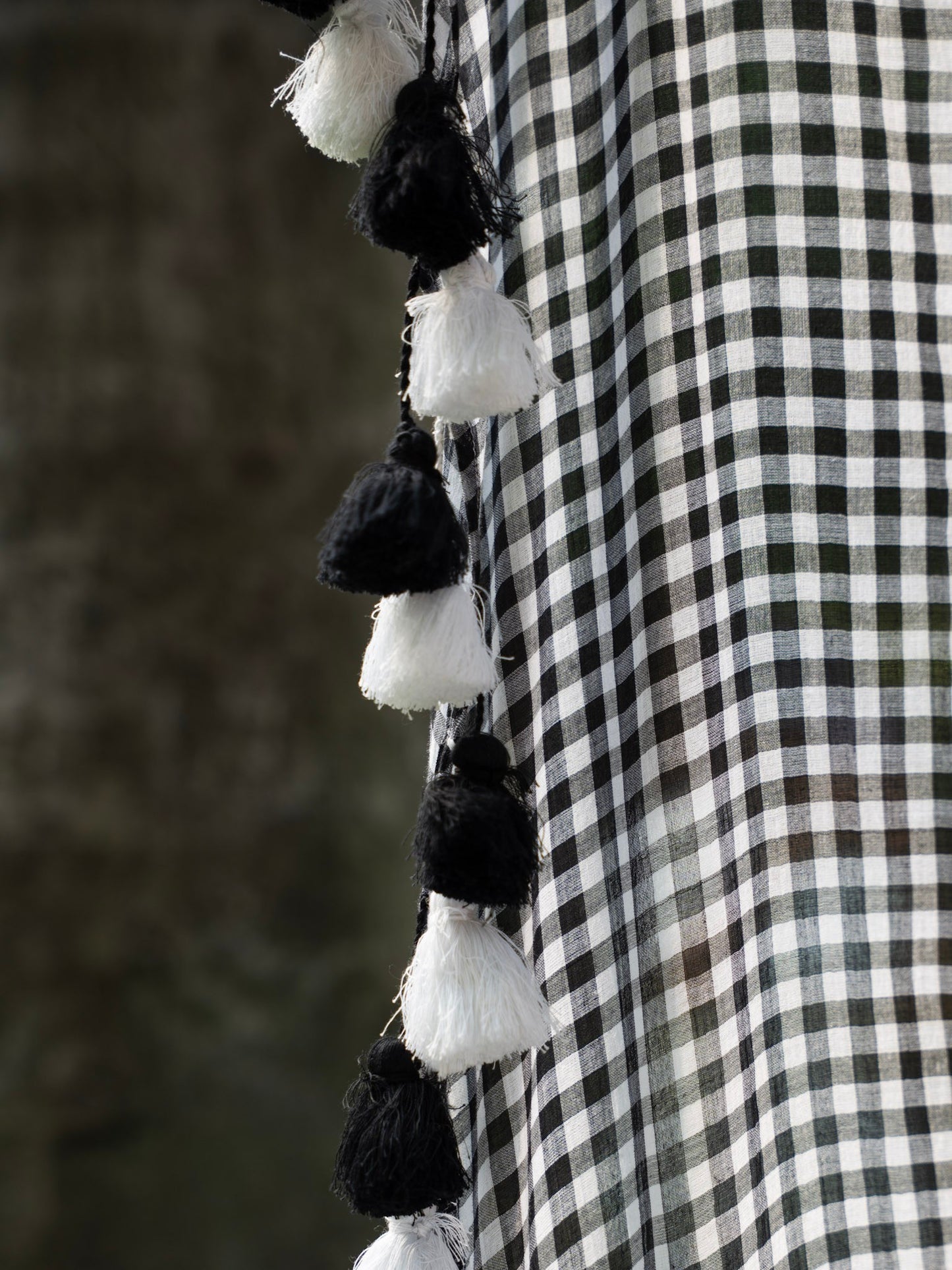 “Kuhoo” Black & White Checks Mul Cotton Saree