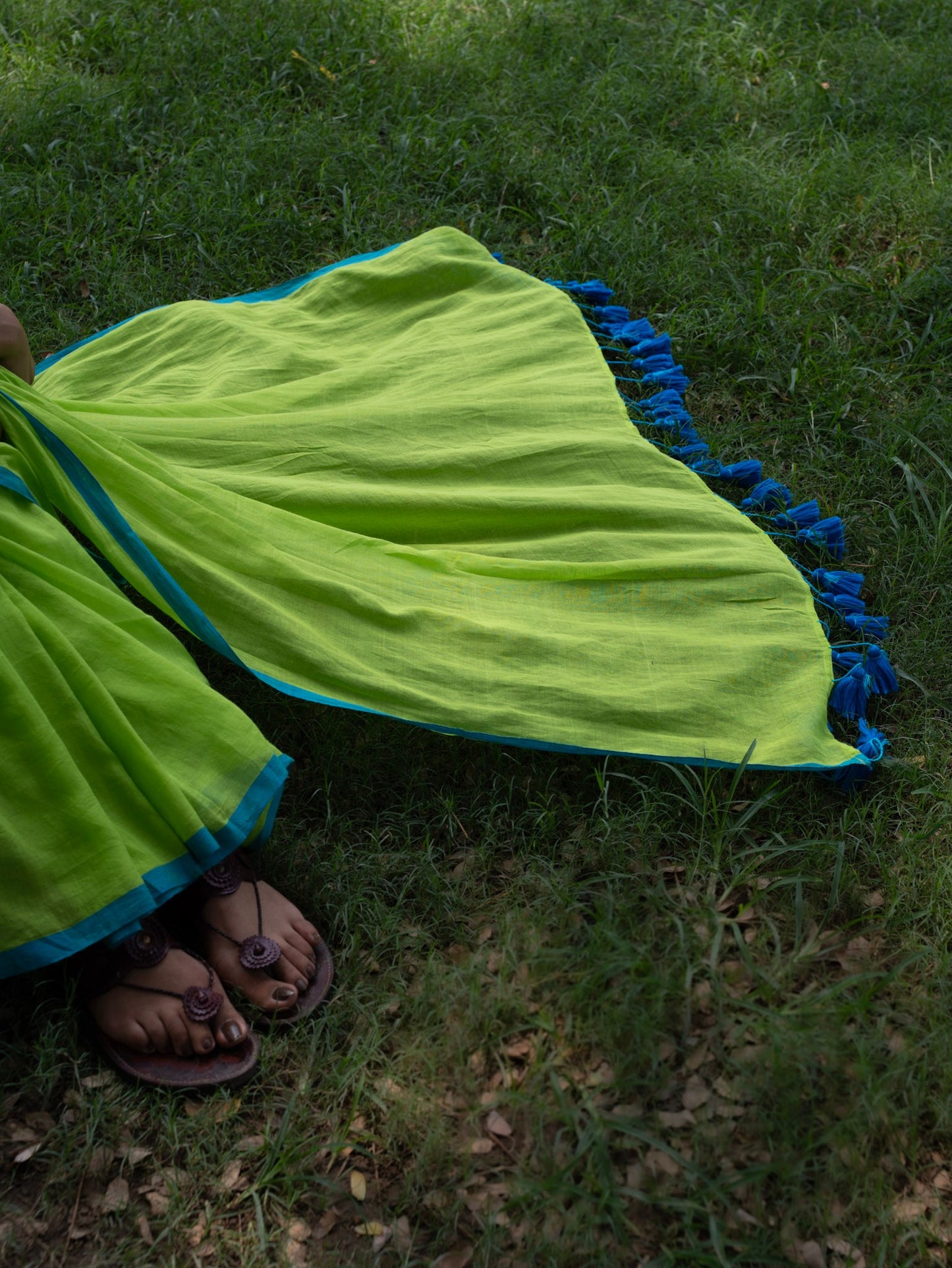 “Kairi” Bright Green Mul Cotton Saree