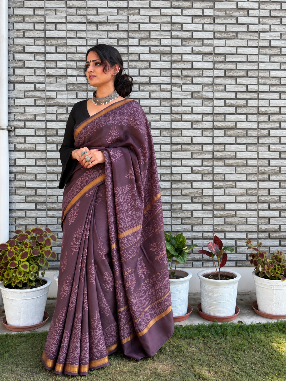 “SANDHYA (संध्या  ) ” Dusky Mauve Hand Block Printed Maheshwari Silk Saree