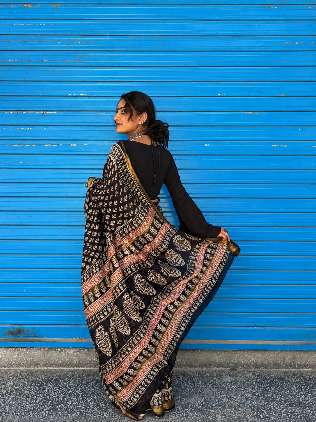 “Shama (शमा)” Black Hand Block Printed Maheshwari Silk