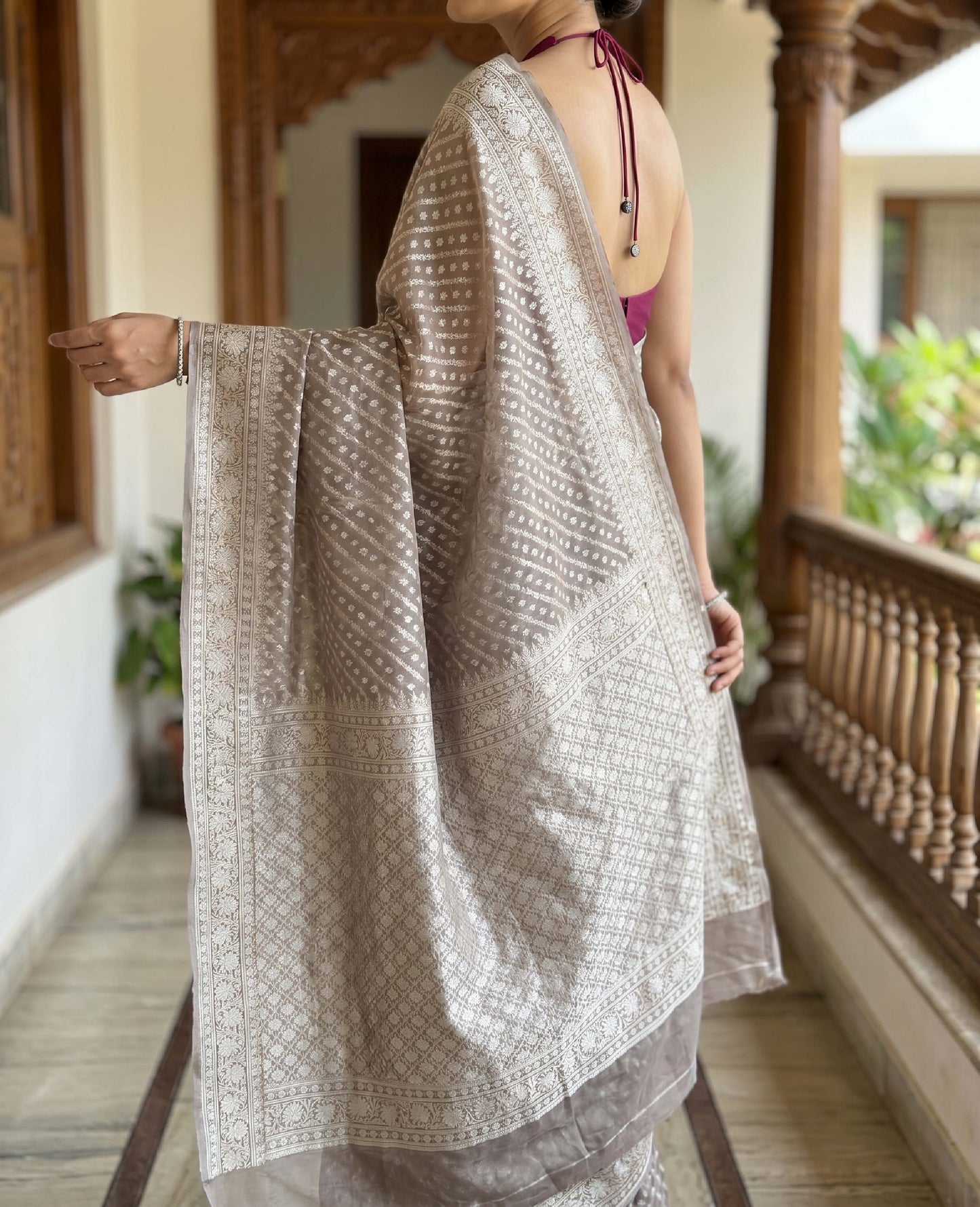 “Dhara” Brown Cotton Banarasi Jamdani Handloom Saree