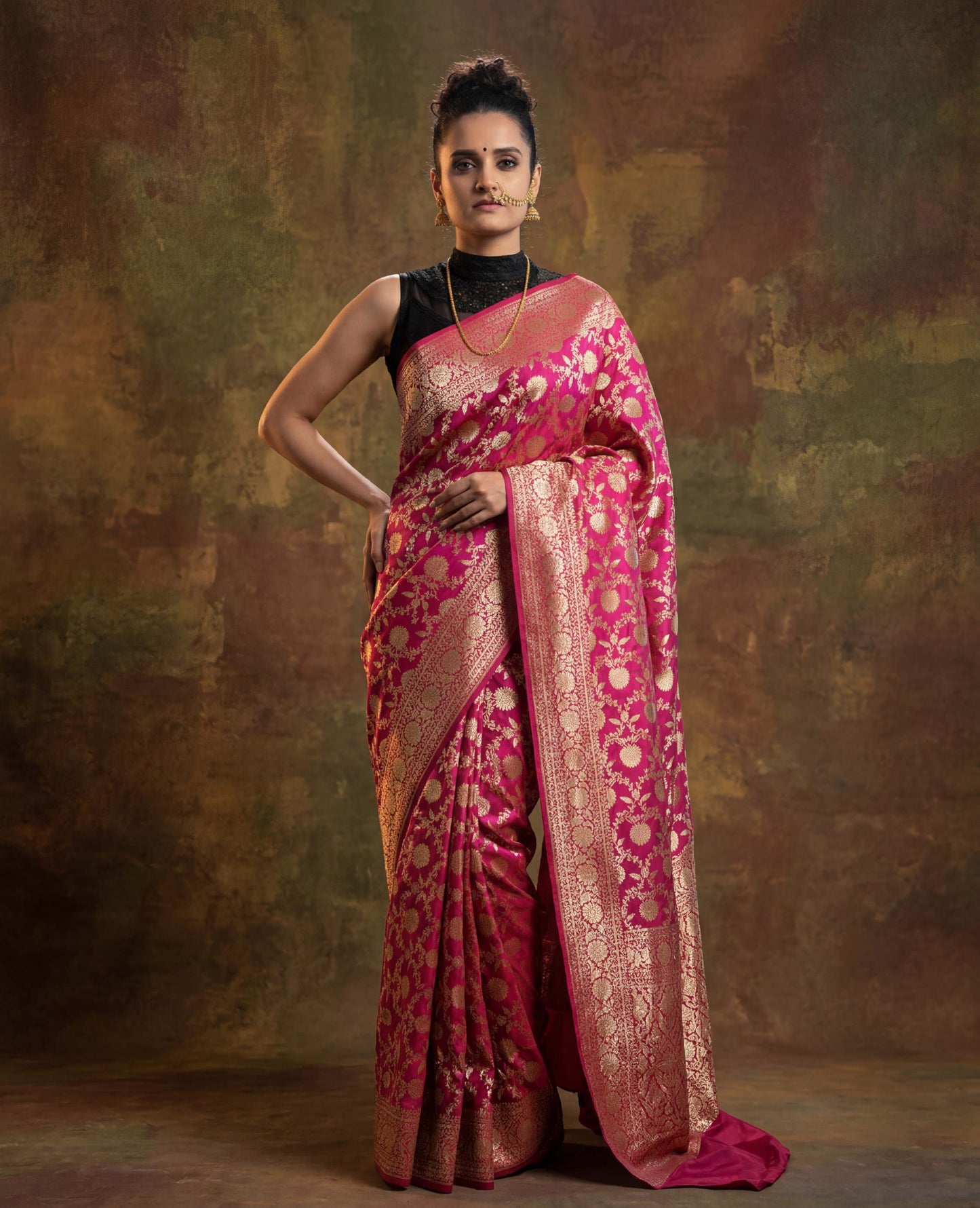 “Gulaal” Magenta–Red Pure Katan Silk Banarasi Handloom Saree