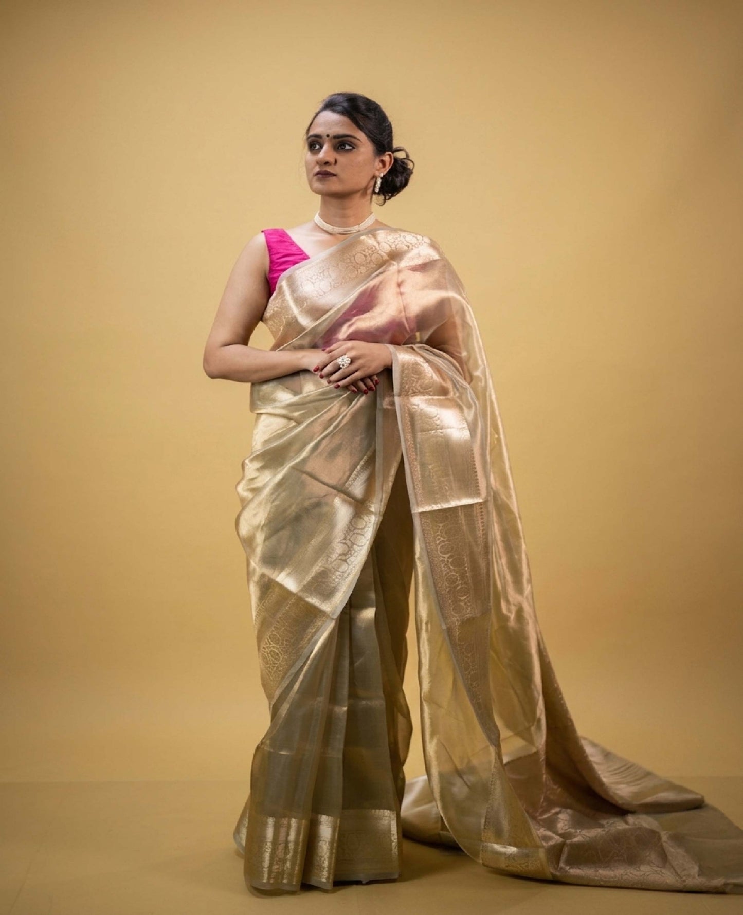 “Inaya” Pista-Gold Pure Tissue Banarasi Handloom Saree